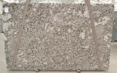Suministro planchas 3 cm en granito BIANCO ANTICO BQ02188. Detalle imagen fotografías 