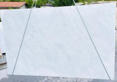Suministro planchas 0.8 cm en mármol BIANCO CARRARA C D210930. Detalle imagen fotografías 