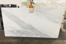 Suministro planchas pulidas 2 cm en mármol natural CALACATTA MICHELANGELO Z0184A. Detalle imagen fotografías 