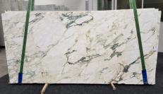 Suministro planchas pulidas 2 cm en mármol natural CALACATTA MONET 1067. Detalle imagen fotografías 