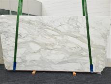 Suministro planchas pulidas 2 cm en mármol natural CALACATTA ORO 1800. Detalle imagen fotografías 