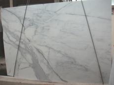 Suministro planchas 1.2 cm en mármol CALACATTA ORO E-O843. Detalle imagen fotografías 