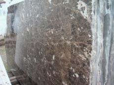 Suministro planchas pulidas 2 cm en mármol natural EMPERADOR OSCURO E-O502. Detalle imagen fotografías 