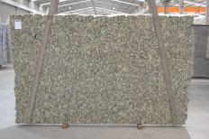 Suministro planchas pulidas 3 cm en granito natural GIALLO NAPOLEONE 8321. Detalle imagen fotografías 