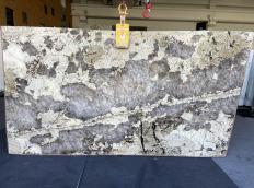 Suministro planchas pulidas 2 cm en granito natural PATAGONIA C0294. Detalle imagen fotografías 