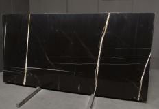 Suministro planchas pulidas 2 cm en mármol natural Sahara Noir 1496M. Detalle imagen fotografías 