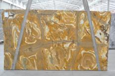 Suministro planchas pulidas 2 cm en traquita natural STONE WOOD 1051. Detalle imagen fotografías 