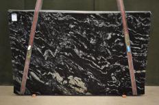 Suministro planchas pulidas 7.6 cm en granito natural TITANIUM BLUE 2156. Detalle imagen fotografías 