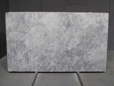 Suministro planchas mates 2 cm en mármol natural TUNDRA GREY 1725M. Detalle imagen fotografías 