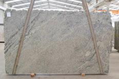Suministro planchas pulidas 3 cm en granito natural WHITE KASHMIR 0102. Detalle imagen fotografías 