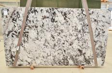 Suministro planchas pulidas 3 cm en granito natural WHITE PERSIAN 2554. Detalle imagen fotografías 