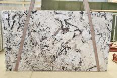 Suministro planchas pulidas 3 cm en granito natural WHITE PERSIAN 2555. Detalle imagen fotografías 