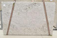 Suministro planchas pulidas 3 cm en granito natural WHITE SALINAS 2548. Detalle imagen fotografías 