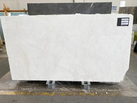 RHINO WHITE 27 planchas mármol de Namibia pulido SL2CM,  250 x 138 x 2 cm piedra natural (disponibles en Veneto, Italia) 