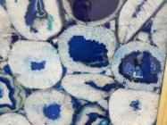 Detallo técnico: AGATA BLUE, piedra semi preciosa natural pulida brasileña 